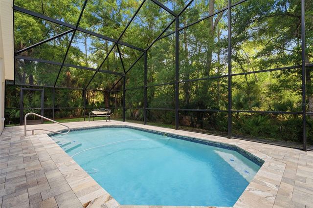 8102 KENDELWICK COURT, Tampa, FL 33647