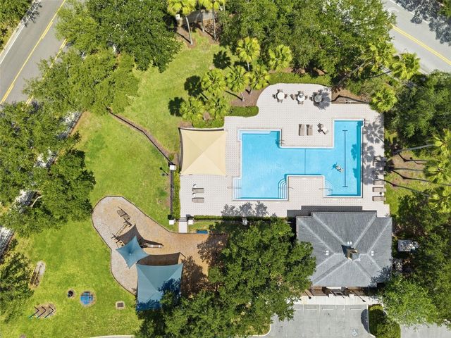 8102 KENDELWICK COURT, Tampa, FL 33647