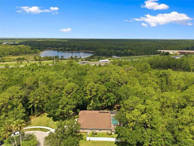 8102 KENDELWICK COURT, Tampa, FL 33647