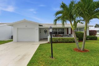 2398 SW 9th Avenue N, Boynton Beach, FL 33426