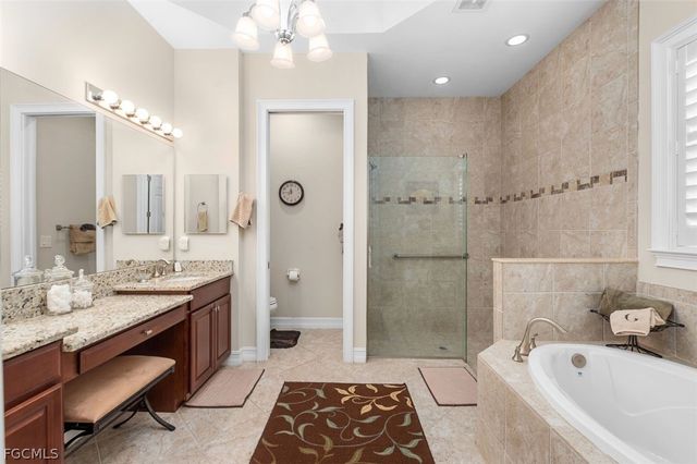 3930 Otter Bend CIR, Fort Myers, FL 33905