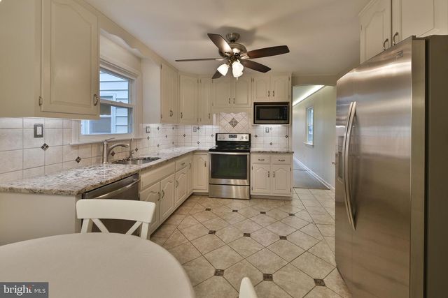307 EDGELY AVE, Horsham, PA 19044