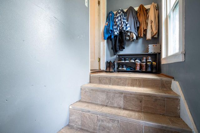 312 W MELVIN AVENUE, Oshkosh, WI 54901