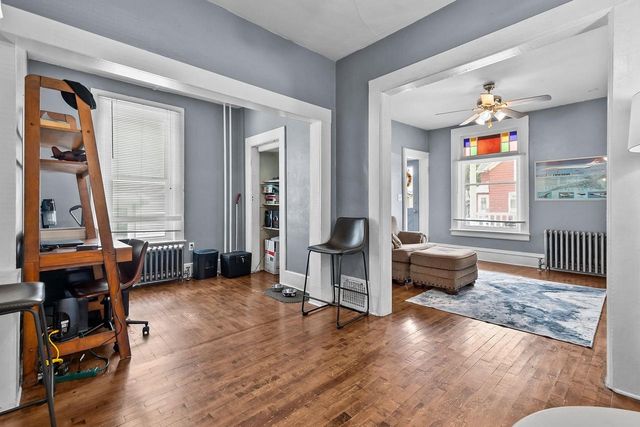 312 W MELVIN AVENUE, Oshkosh, WI 54901