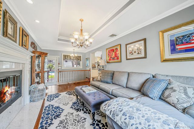 18 Bragg Drive, Lake Grove, NY 11755