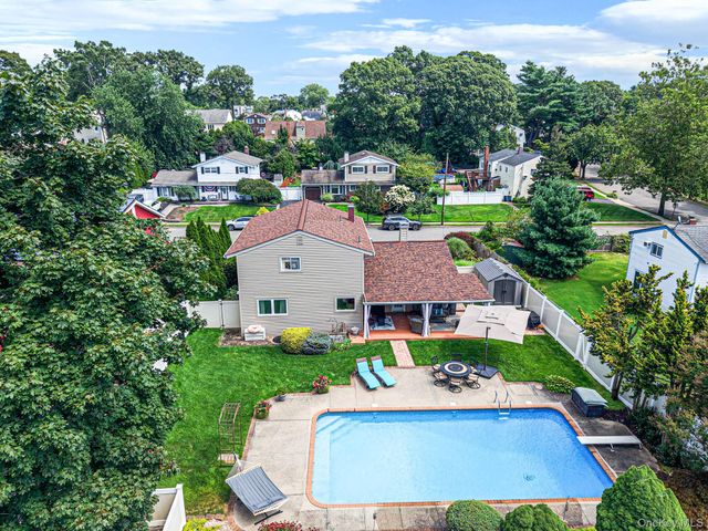 18 Bragg Drive, Lake Grove, NY 11755