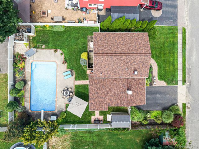 18 Bragg Drive, Lake Grove, NY 11755
