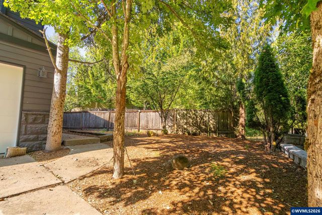 13550 SE Clatsop St, Happy Valley, OR 97086