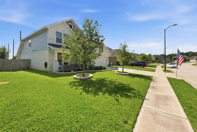 8411 Delta Down Dr Drive, Fulshear, TX 77441