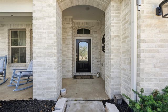 8411 Delta Down Dr Drive, Fulshear, TX 77441