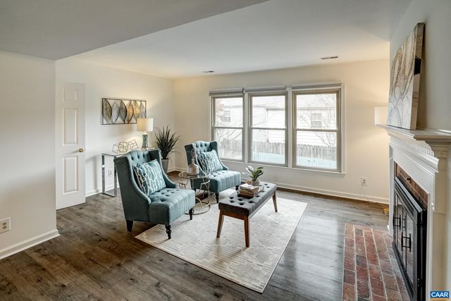 1594 GARDEN CT, Charlottesville, VA 22901