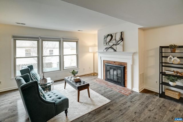 1594 GARDEN CT, Charlottesville, VA 22901