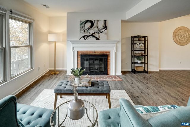 1594 GARDEN CT, Charlottesville, VA 22901