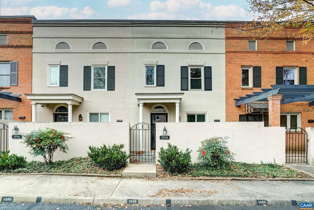 1594 GARDEN CT, Charlottesville, VA 22901