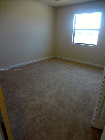 11756 SW 238th St, Miami, FL 33032