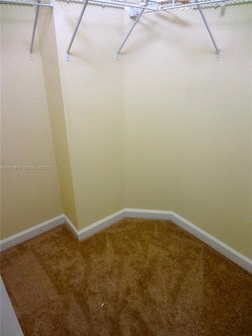 11756 SW 238th St, Miami, FL 33032