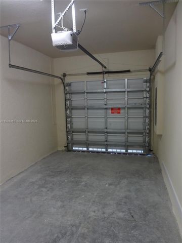 11756 SW 238th St, Miami, FL 33032