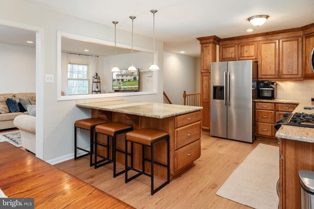 903 OLD COUNTY RD, Severna Park, MD 21146