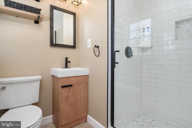 903 OLD COUNTY RD, Severna Park, MD 21146