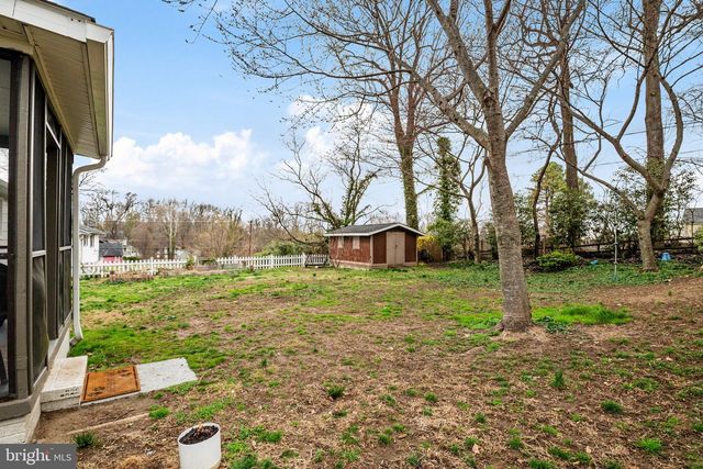 903 OLD COUNTY RD, Severna Park, MD 21146