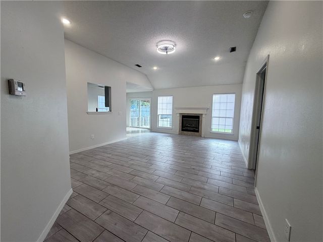 423 Crystal Street, Lowell, AR 72745