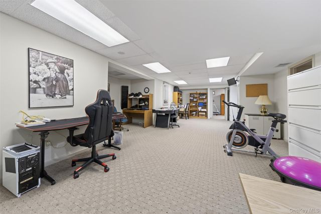 2 Tappanwood Drive, Locust Valley, NY 11560