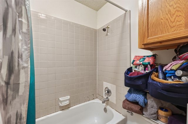 414 Amber Lane, Desoto, TX 75115