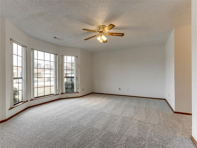 1326 Alviola Avenue, Midwest City, OK 73110