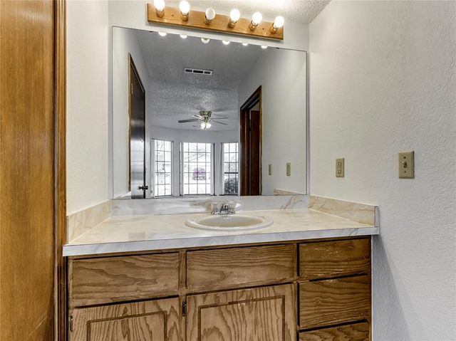 1326 Alviola Avenue, Midwest City, OK 73110