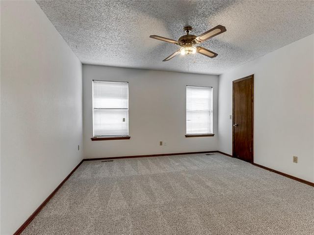 1326 Alviola Avenue, Midwest City, OK 73110