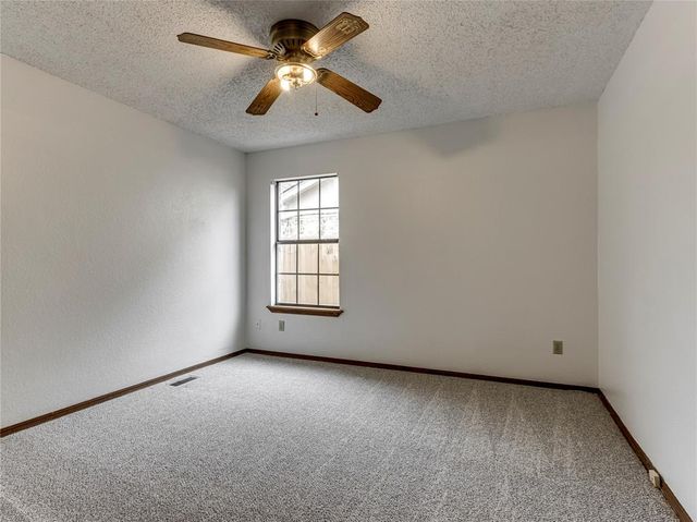 1326 Alviola Avenue, Midwest City, OK 73110