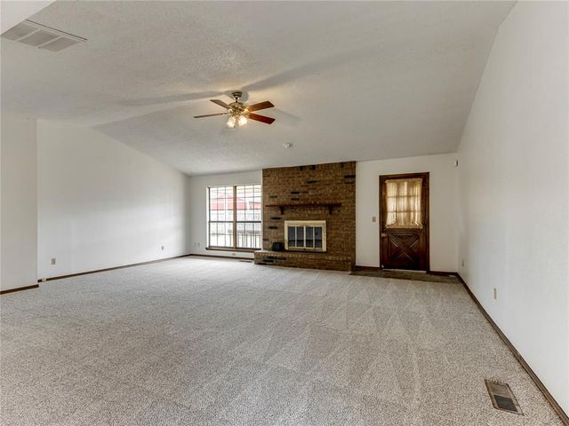 1326 Alviola Avenue, Midwest City, OK 73110