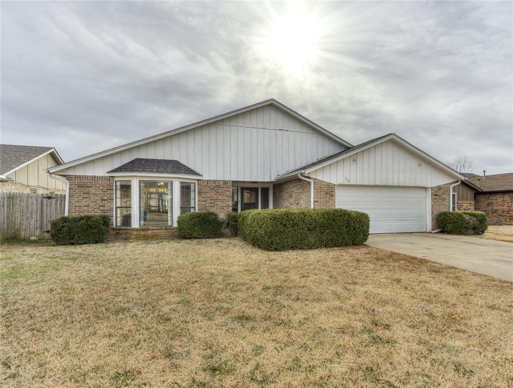 1326 Alviola Avenue, Midwest City, OK 73110