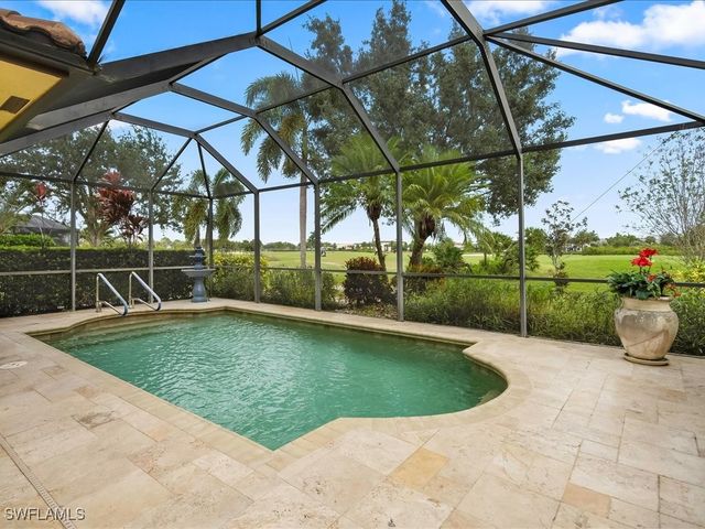 2088 Par DR, Naples, FL 34120
