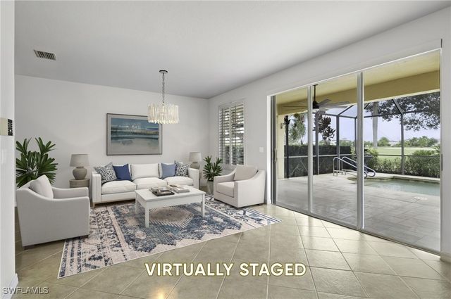 2088 Par DR, Naples, FL 34120