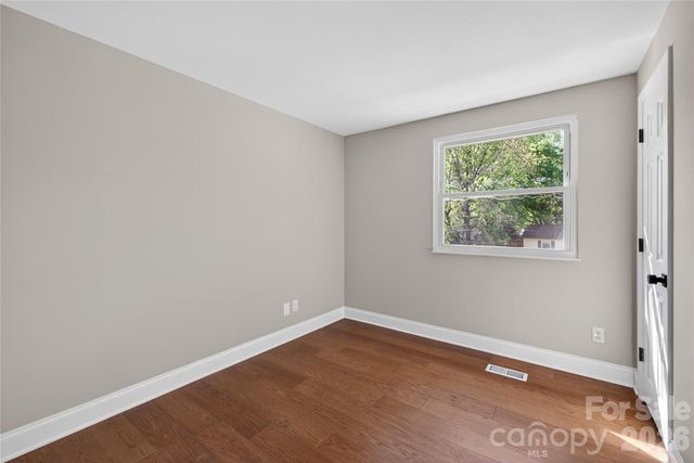 4832 Cheviot Road, Charlotte, NC 28269