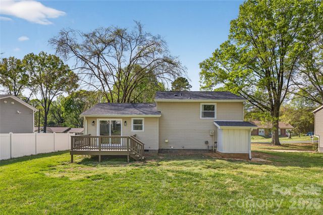 4832 Cheviot Road, Charlotte, NC 28269