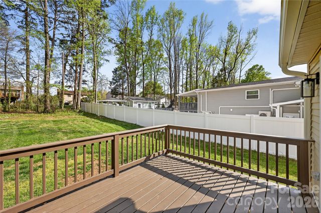 4832 Cheviot Road, Charlotte, NC 28269