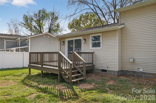 4832 Cheviot Road, Charlotte, NC 28269