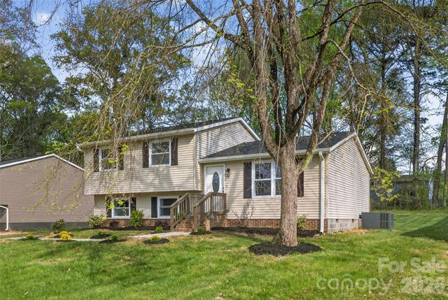 4832 Cheviot Road, Charlotte, NC 28269