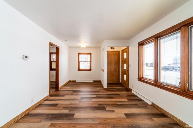 10630 Marion Center Road, Fort Wayne, IN 46816