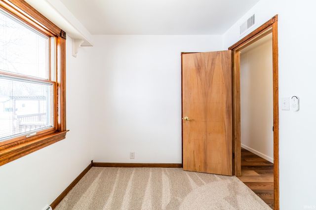 10630 Marion Center Road, Fort Wayne, IN 46816