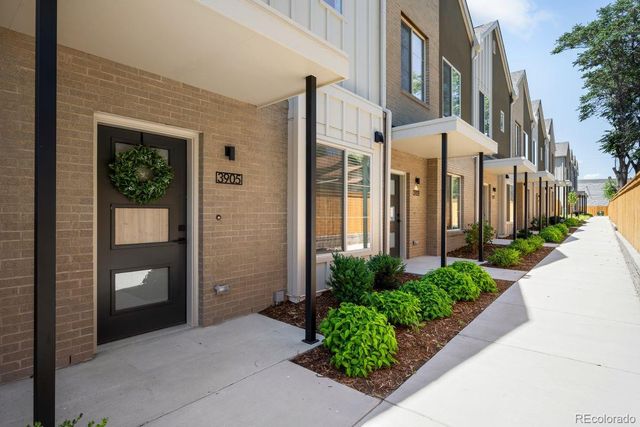 3933 Upham Street, Wheat Ridge, CO 80033
