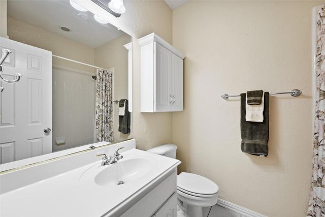 6002 Valleywood Drive, Flower Mound, TX 75028