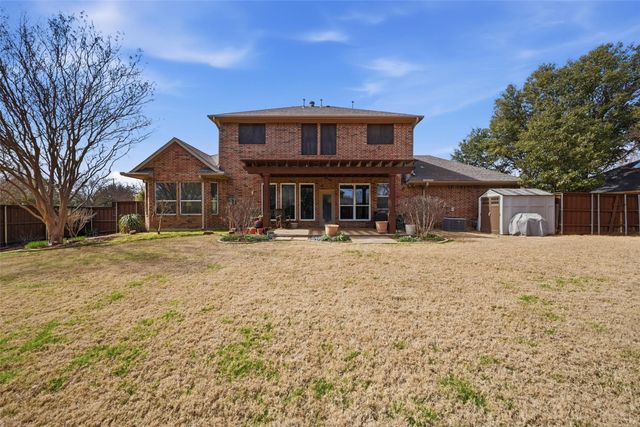 6002 Valleywood Drive, Flower Mound, TX 75028