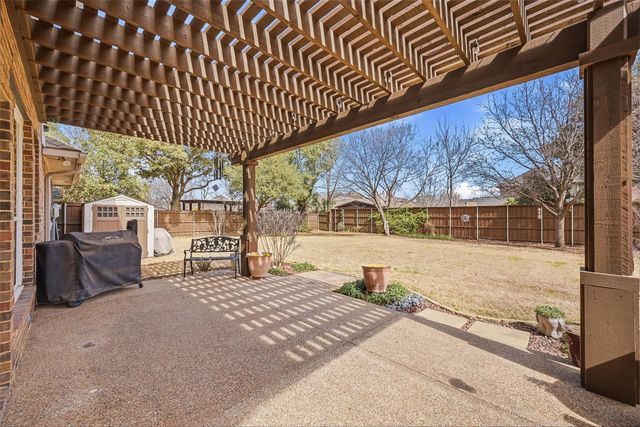 6002 Valleywood Drive, Flower Mound, TX 75028