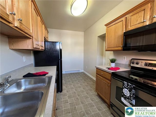 113 North West Street 2, Allentown City, PA 18102