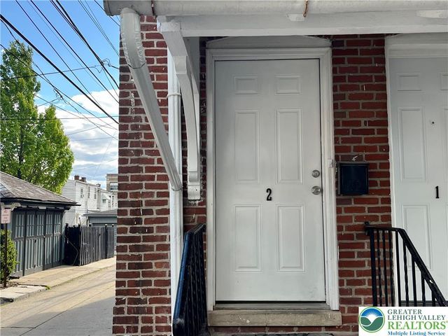 113 North West Street 2, Allentown City, PA 18102