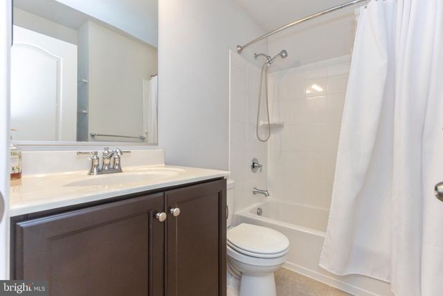 300 CARBINE ST, Taneytown, MD 21787