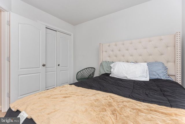 300 CARBINE ST, Taneytown, MD 21787